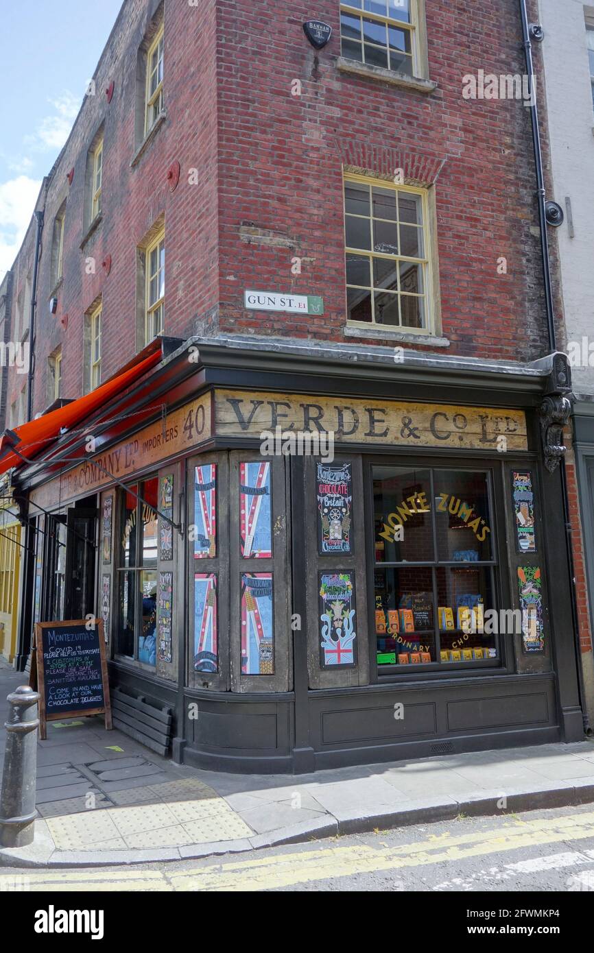 Brushfield Street, vicino al mercato di Spitalfields, nella zona est di Londra. Foto Stock