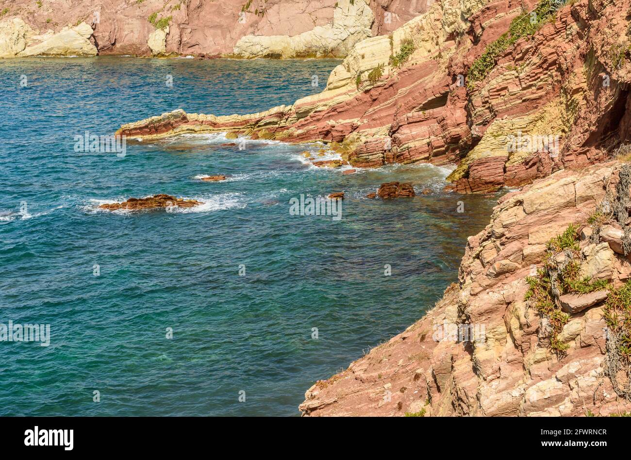 Cala Maidduzza all'interno della Riserva Naturale Siciliana, paesaggio mediterraneo del mare, Terrasini, provincia di Palermo, Italia Foto Stock