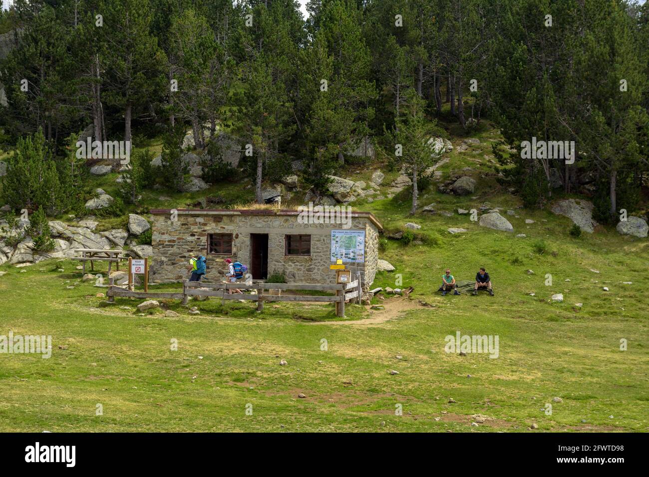 Rifugio la Balmeta (Capcir, Pirenei Orientali, Francia) ESP: Refugio Cabaña de la Balmeta (Capcir, Pirineos Orientales, Francia) Foto Stock