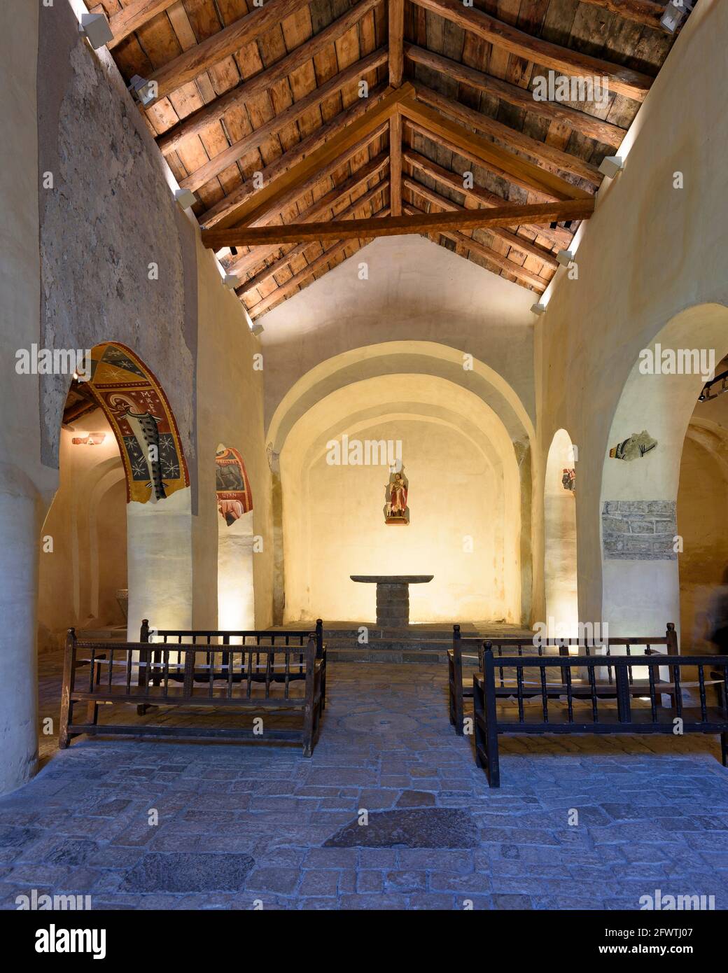 Dipinti all'interno della chiesa romanica di Sant Joan de Boí (Valle di Boí, Catalogna, Spagna, Pirenei) ESP: Pinturas del interior de Sant Joan de Boí Foto Stock