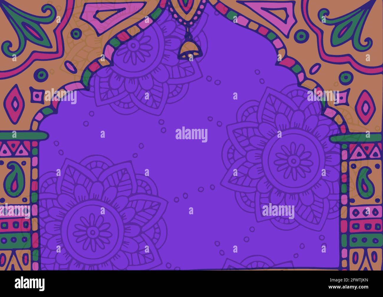 Composizione del tradizionale disegno di arco decorativo etnico con campana e. motivi su sfondo viola Foto Stock