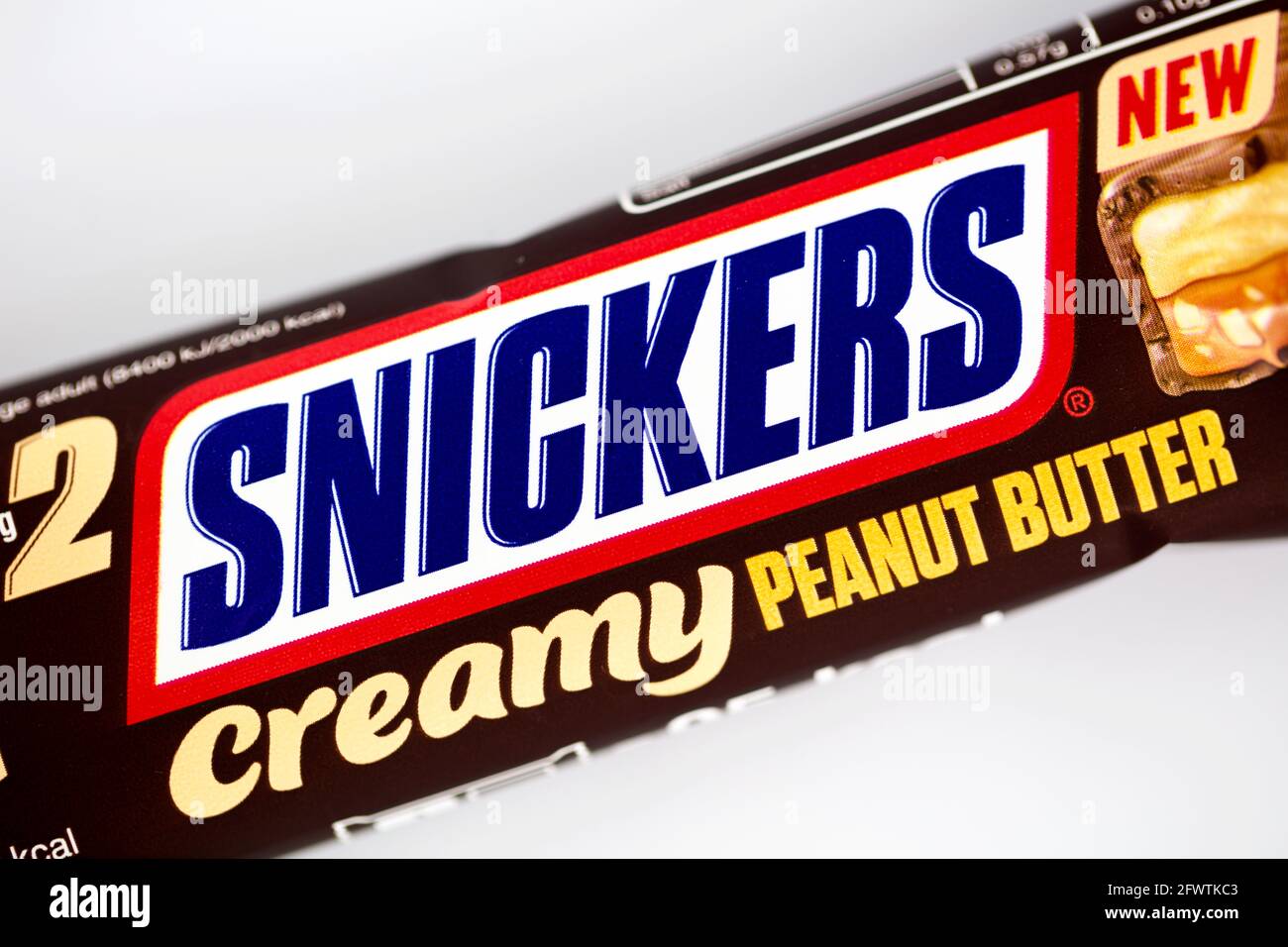 Snickers cremoso burro di arachidi cioccolato Bar Foto Stock