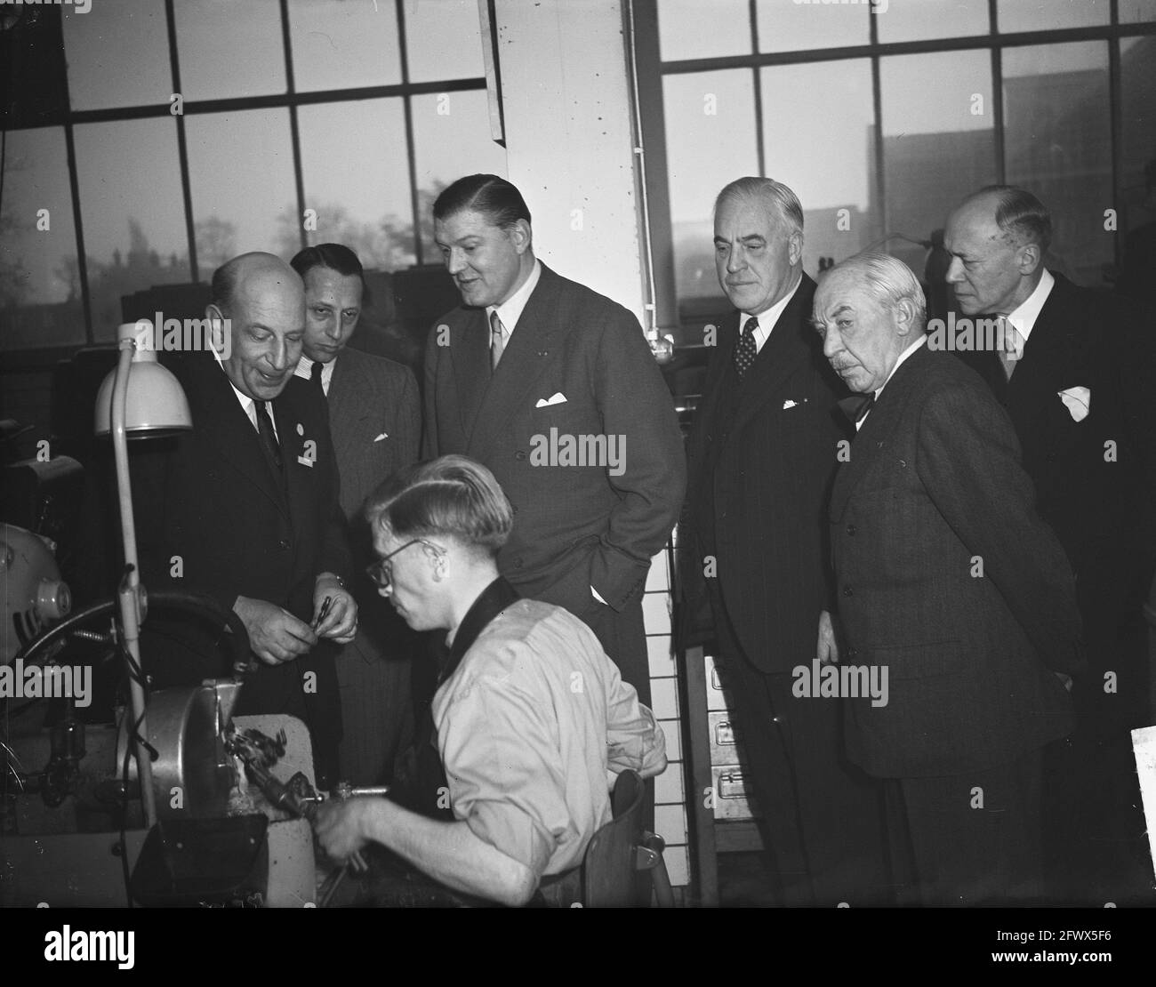 Apertura della fabbrica di fagioli Bofa Ministro Van de Brink, 3 febbraio 1950, aperture, Paesi Bassi, foto agenzia stampa del xx secolo, notizie da ricordare, documentario, fotografia storica 1945-1990, storie visive, Storia umana del XX secolo, che cattura momenti nel tempo Foto Stock