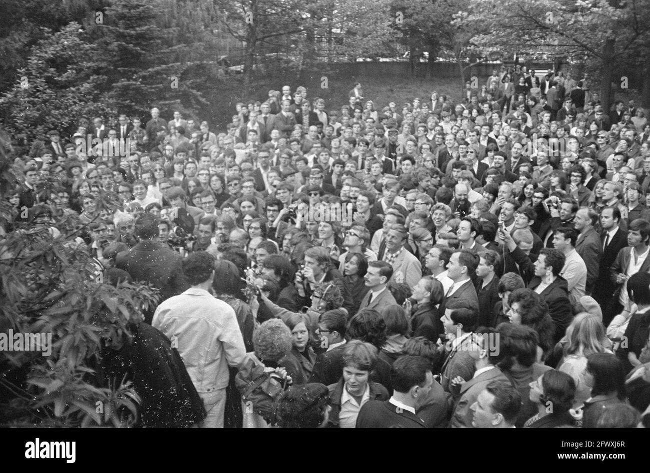 Provos in Vondelpark, 13 maggio 1967, Paesi Bassi, foto agenzia stampa del XX secolo, notizie da ricordare, documentario, fotografia storica 1945-1990, v Foto Stock