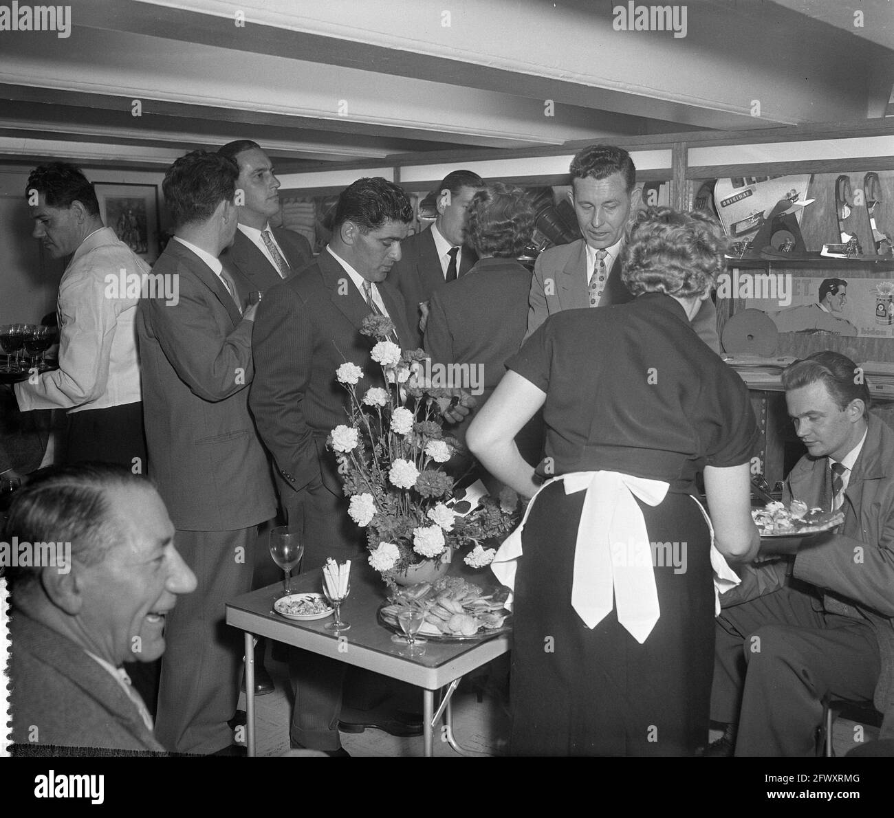 Accoglienza di Sieben, 26 giugno 1956, ricevimenti, Paesi Bassi, foto agenzia stampa del xx secolo, notizie da ricordare, documentario, fotografia storica Foto Stock