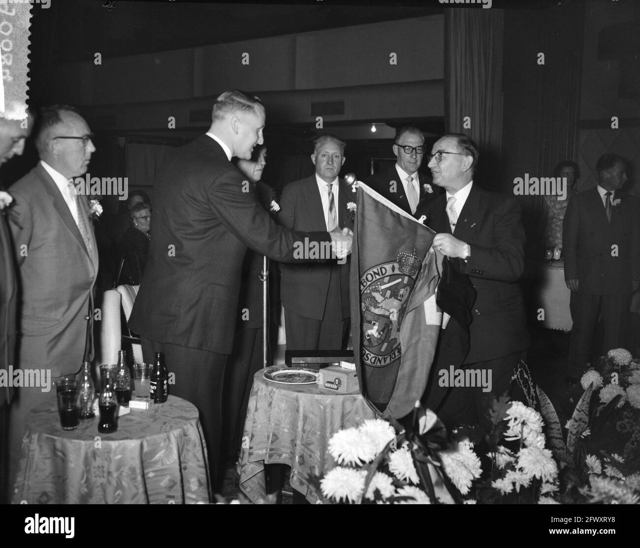 Accoglienza a Bellevue in occasione del 50° anniversario della DWS, 5 ottobre 1957, ricevimenti, Paesi Bassi, agenzia stampa del 20 ° secolo foto, ne Foto Stock