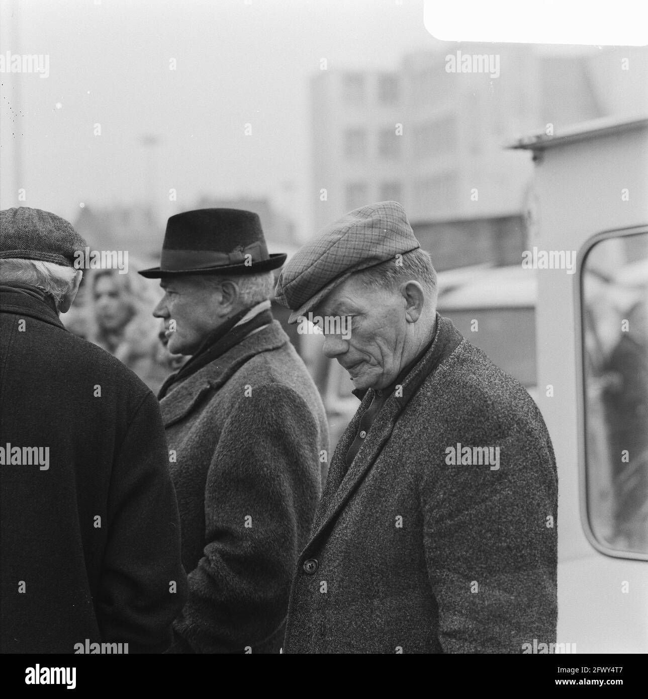 Crowd at Waterlooplein, Amsterdam, 20 febbraio 1971, Paesi Bassi, foto agenzia stampa del xx secolo, notizie da ricordare, documentario, foto storica Foto Stock