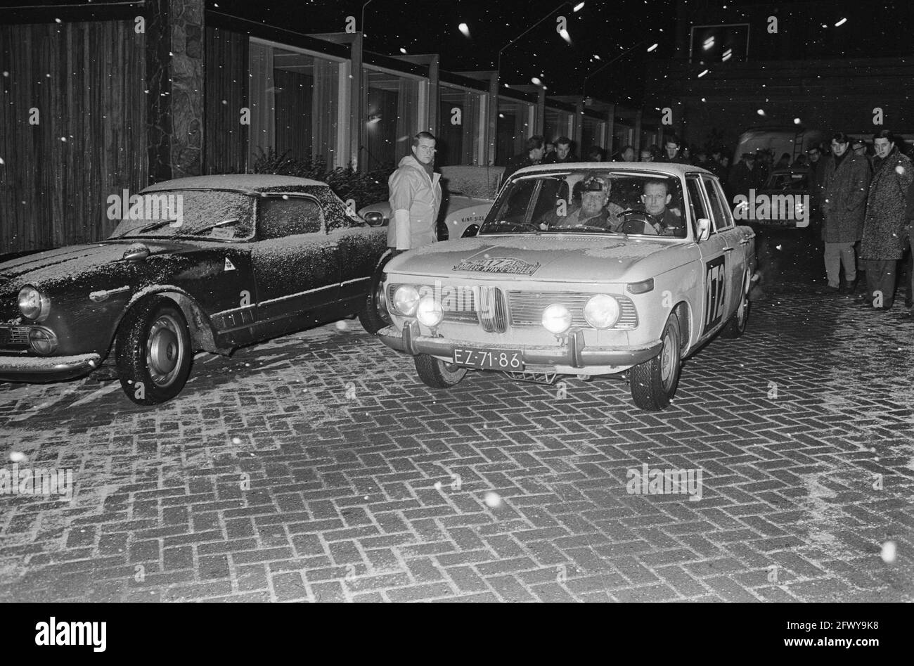 Ralley di Monte Carlo, Rosenblatt e Honhof con BMW, numero di inizio 172, 15 gennaio 1966, Rallys, I Paesi Bassi, foto dell'agenzia stampa del XX secolo, n Foto Stock