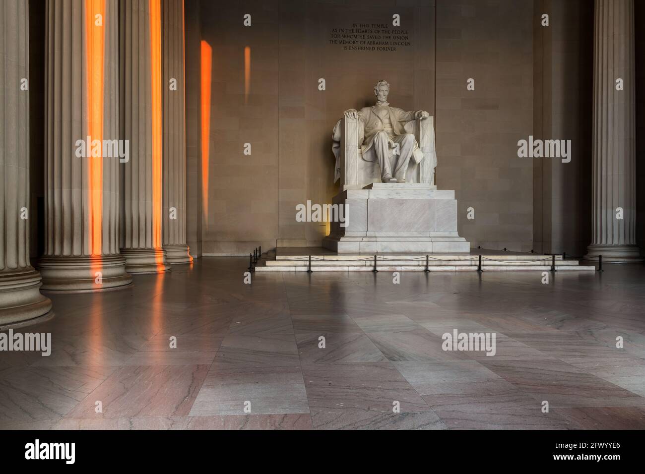 Lincoln Memorial all'interno di mattina presto, Washington DC, USA Foto Stock
