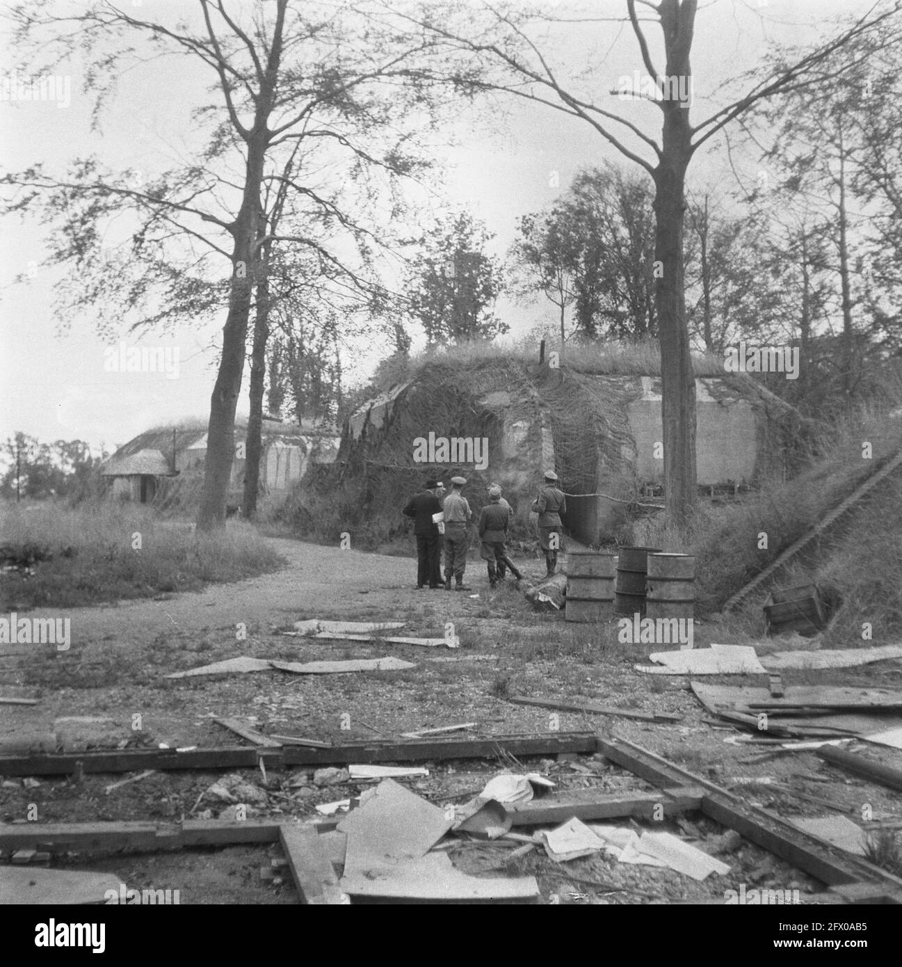 [Serie di mine terrestri sbarbate in Hook of Holland], agosto 1945, mine terrestri, sdoganamento, seconda guerra mondiale, Ricostruzione, Paesi Bassi, foto agenzia stampa del XX secolo, notizie da ricordare, documentario, fotografia storica 1945-1990, storie visive, Storia umana del XX secolo, che cattura momenti nel tempo Foto Stock