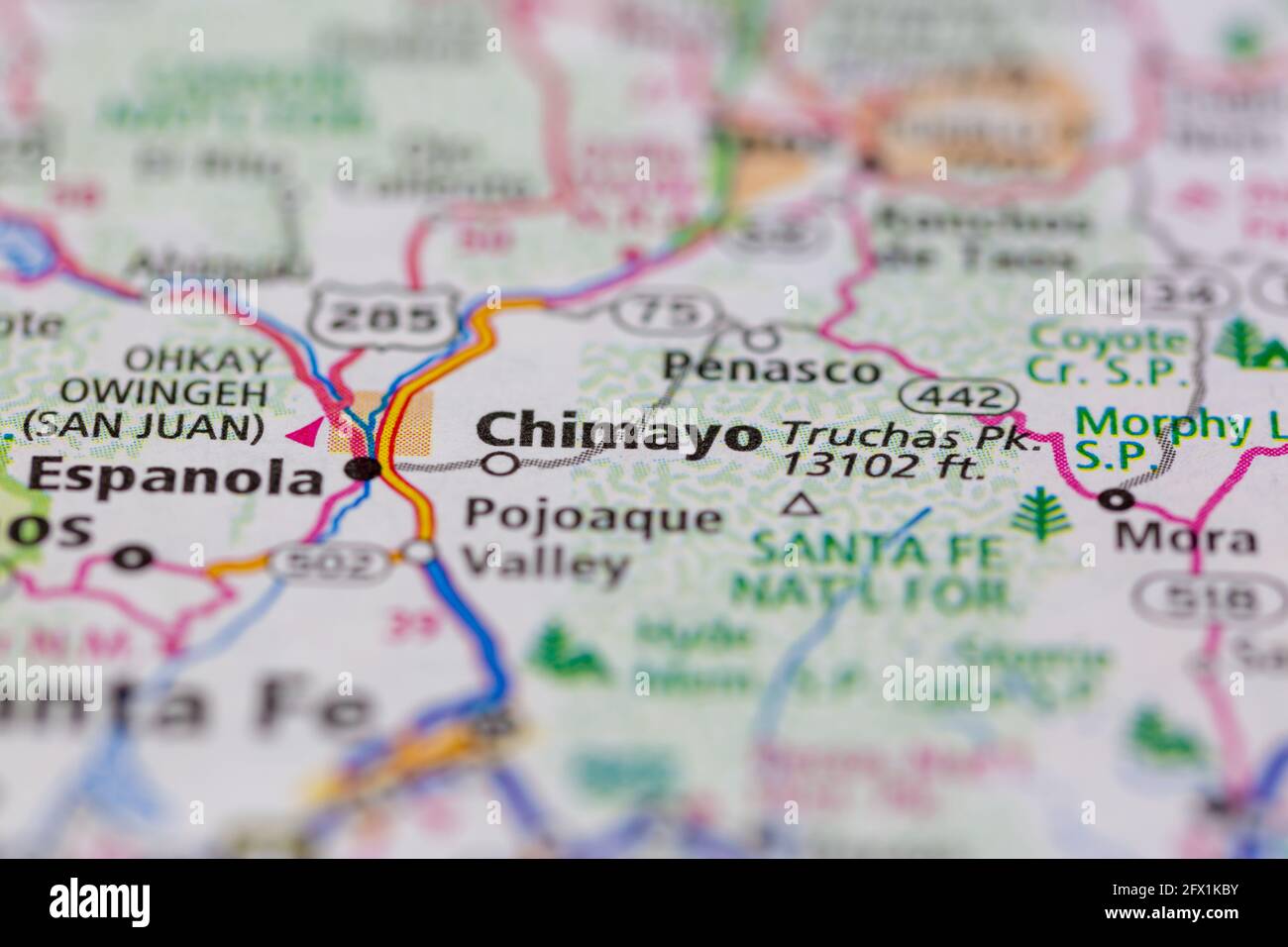 Chimayo New Mexico USA mostrato su una mappa geografica o su una strada ma Foto Stock