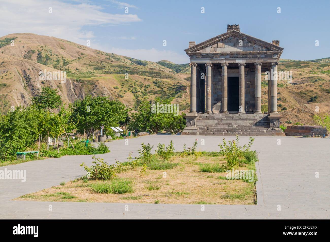 Vista del tempio in stile ellenico Garni in Armenia Foto Stock