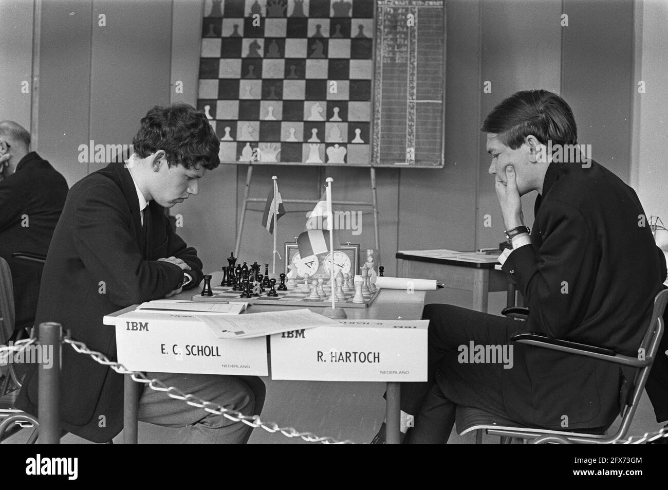 IBM torneo di scacchi, numero 10, 11 e 12 ha lasciato E.C. Schol e Right R. Hartoch, 11 luglio 1966, scacchi, sport, I Paesi Bassi, foto agenzia stampa del XX secolo, notizie da ricordare, documentario, fotografia storica 1945-1990, storie visive, Storia umana del XX secolo, che cattura momenti nel tempo Foto Stock