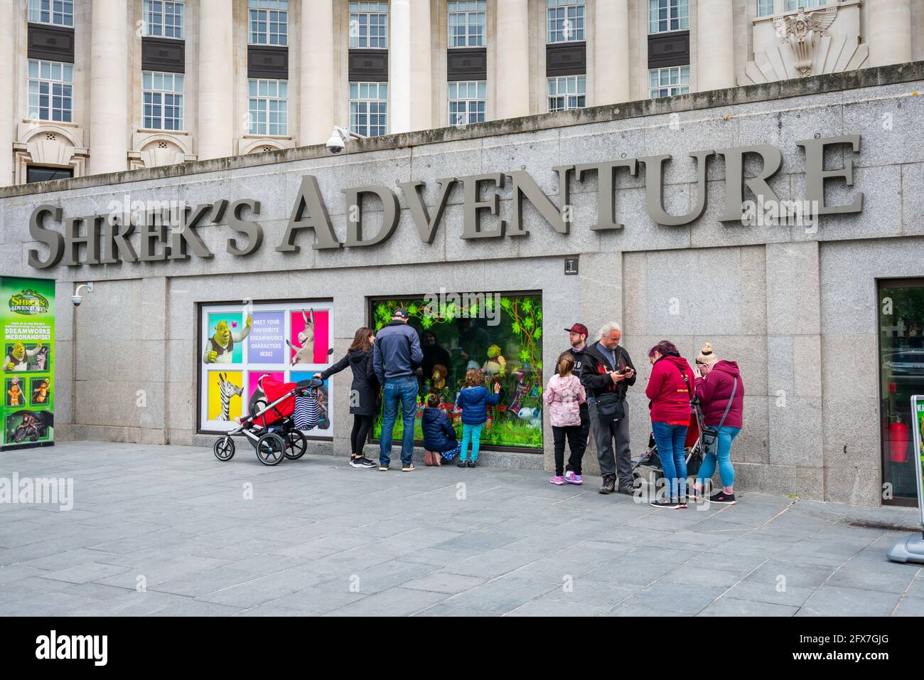 Londra. Regno Unito- la popolare attrazione Shrek's Adventure nel Riverside Building riapre per i visitatori come il paese emerge dal blocco Covid-19. Foto Stock