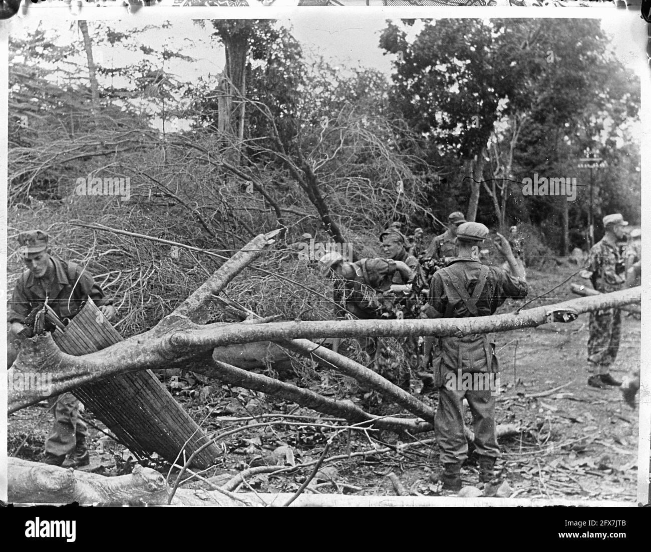 Azioni di polizia su Giava, 29 luglio 1947, militari, territori d'oltremare, Paesi Bassi, foto agenzia stampa del xx secolo, notizie da ricordare, documentario, fotografia storica 1945-1990, storie visive, Storia umana del XX secolo, che cattura momenti nel tempo Foto Stock