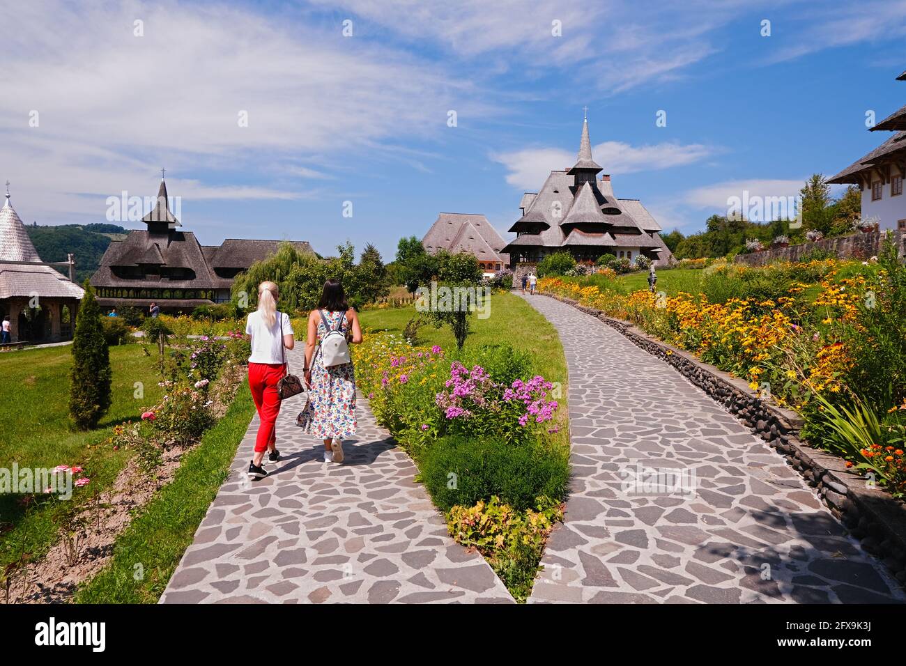 Famoso monastero di Barsana nella contea di Maramures, Romania Foto Stock