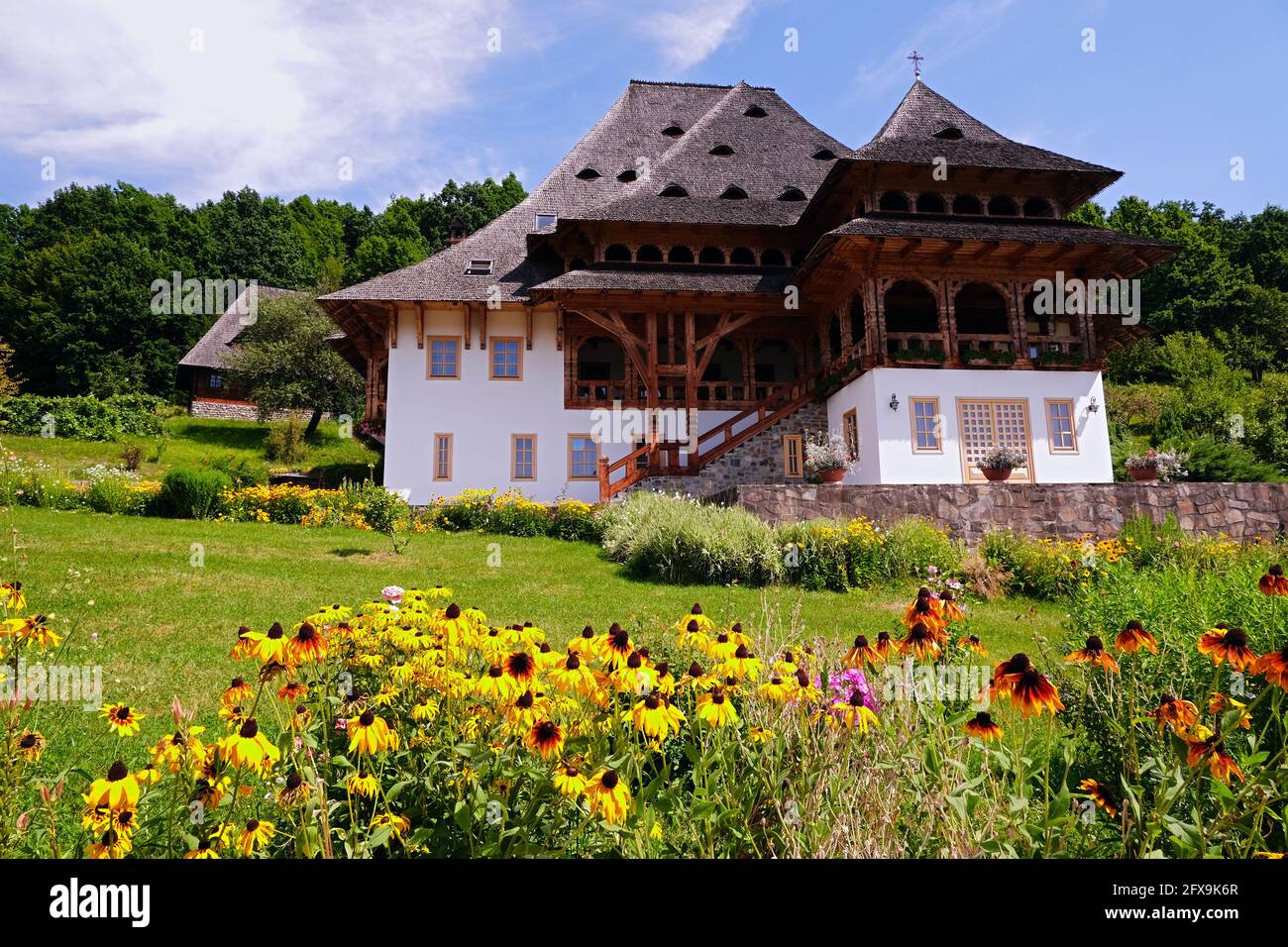 Famoso monastero di Barsana nella contea di Maramures, Romania Foto Stock