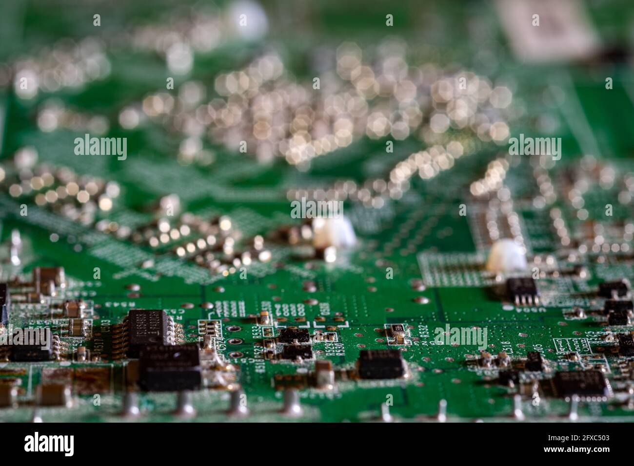 Primo piano di una scheda a circuiti stampati di una scheda grafica Foto Stock
