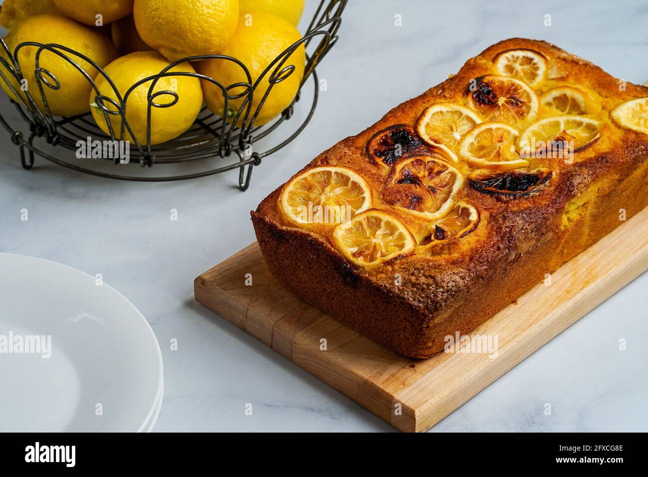 Torta turmerica al limone Foto Stock