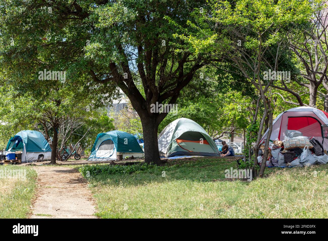 Accampamento senza dimora, Austin, Texas, USA, di James D Coppinger/Dembinsky Photo Assoc Foto Stock