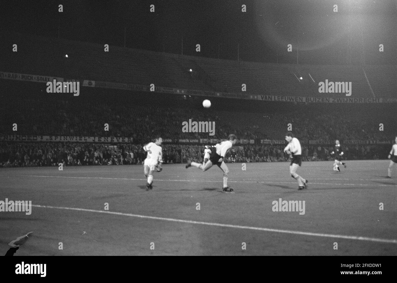 Sparta contro Akranes (Islanda) 6-0 alla Coppa dei secondi classificati, 23 settembre 1970, sport, calcio, I Paesi Bassi, foto agenzia stampa del XX secolo, notizie da ricordare, documentario, fotografia storica 1945-1990, storie visive, Storia umana del XX secolo, che cattura momenti nel tempo Foto Stock