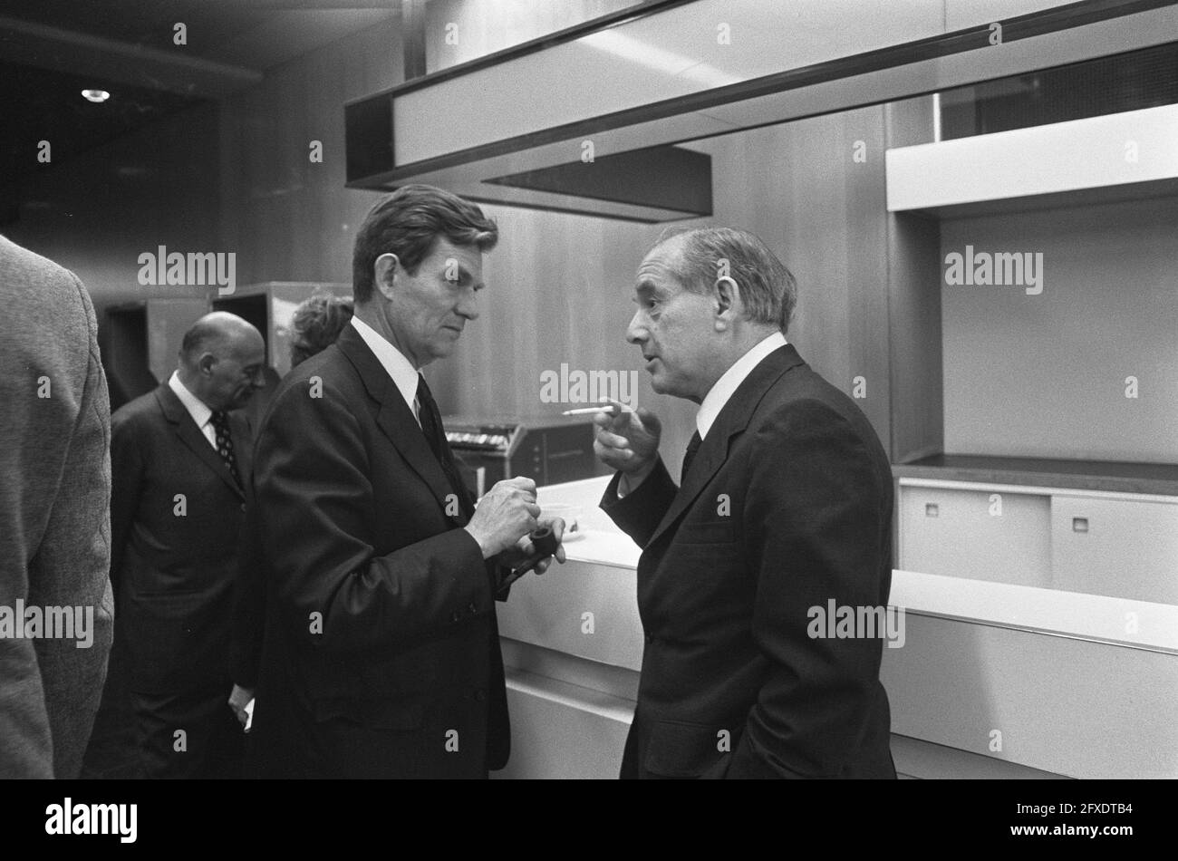 State of Israel Bonds in Glass Room al RAI, 20 maggio 1974, Paesi Bassi, foto agenzia stampa del XX secolo, notizie da ricordare, documentario, fotografia storica 1945-1990, storie visive, Storia umana del XX secolo, che cattura momenti nel tempo Foto Stock