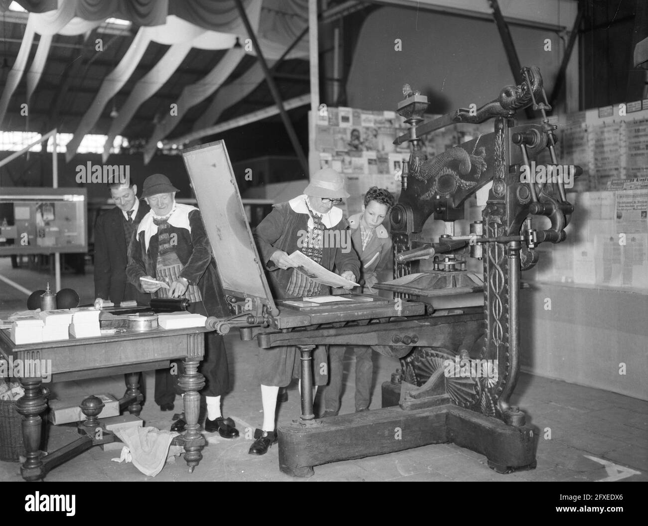 Mostre Curiosità all'Aia . Stampa dal 1790, 4 agosto 1961, mostre, Paesi Bassi, foto agenzia stampa del xx secolo, notizie da ricordare, documentario, fotografia storica 1945-1990, storie visive, Storia umana del XX secolo, che cattura momenti nel tempo Foto Stock