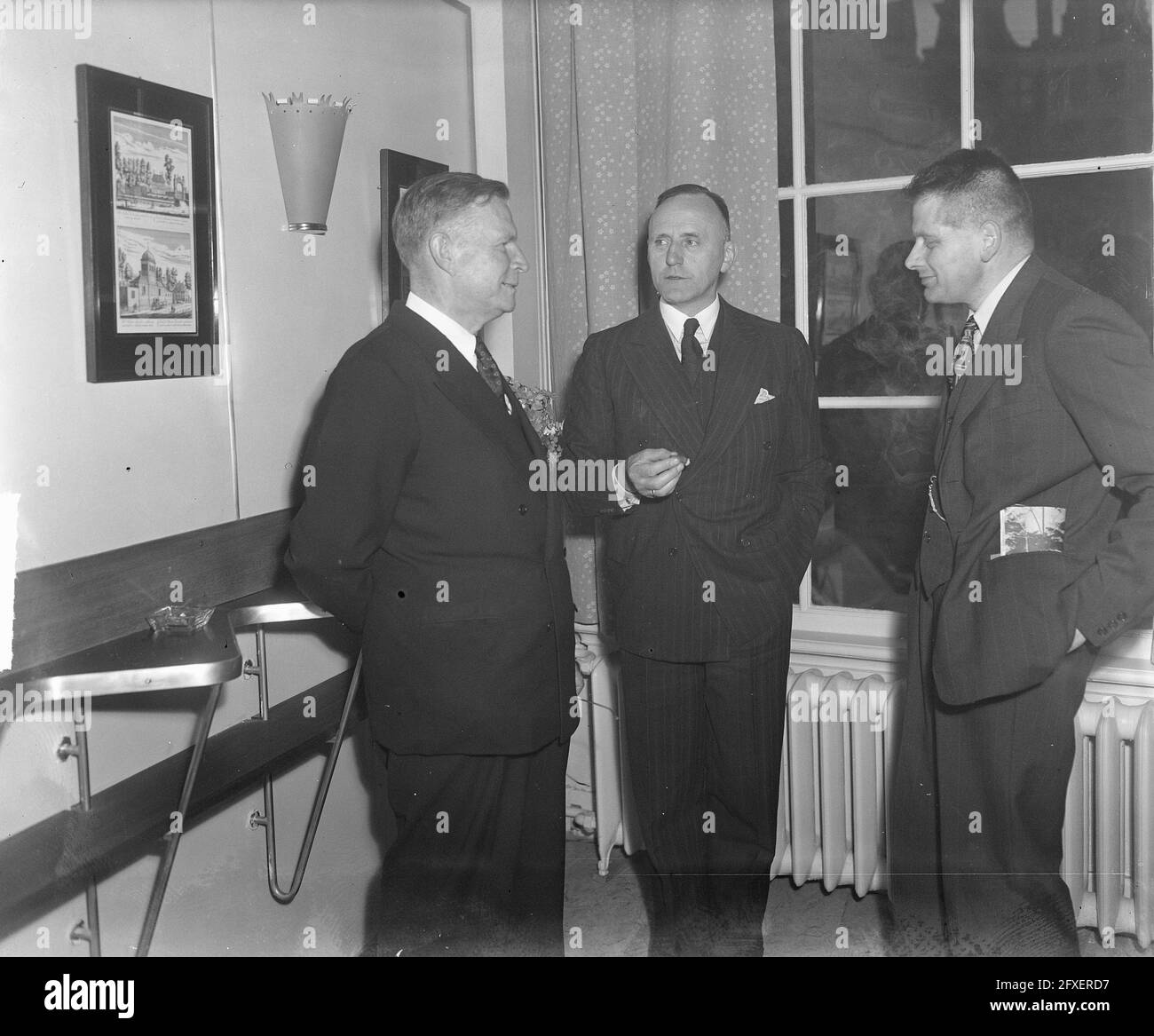 Ufficio di consulenza tè Europa, Singel 170/72, inaugurazione della nuova sala espositiva e così via, 29 maggio 1950, mostre, tè, I Paesi Bassi, foto agenzia stampa del XX secolo, notizie da ricordare, documentario, fotografia storica 1945-1990, storie visive, Storia umana del XX secolo, che cattura momenti nel tempo Foto Stock