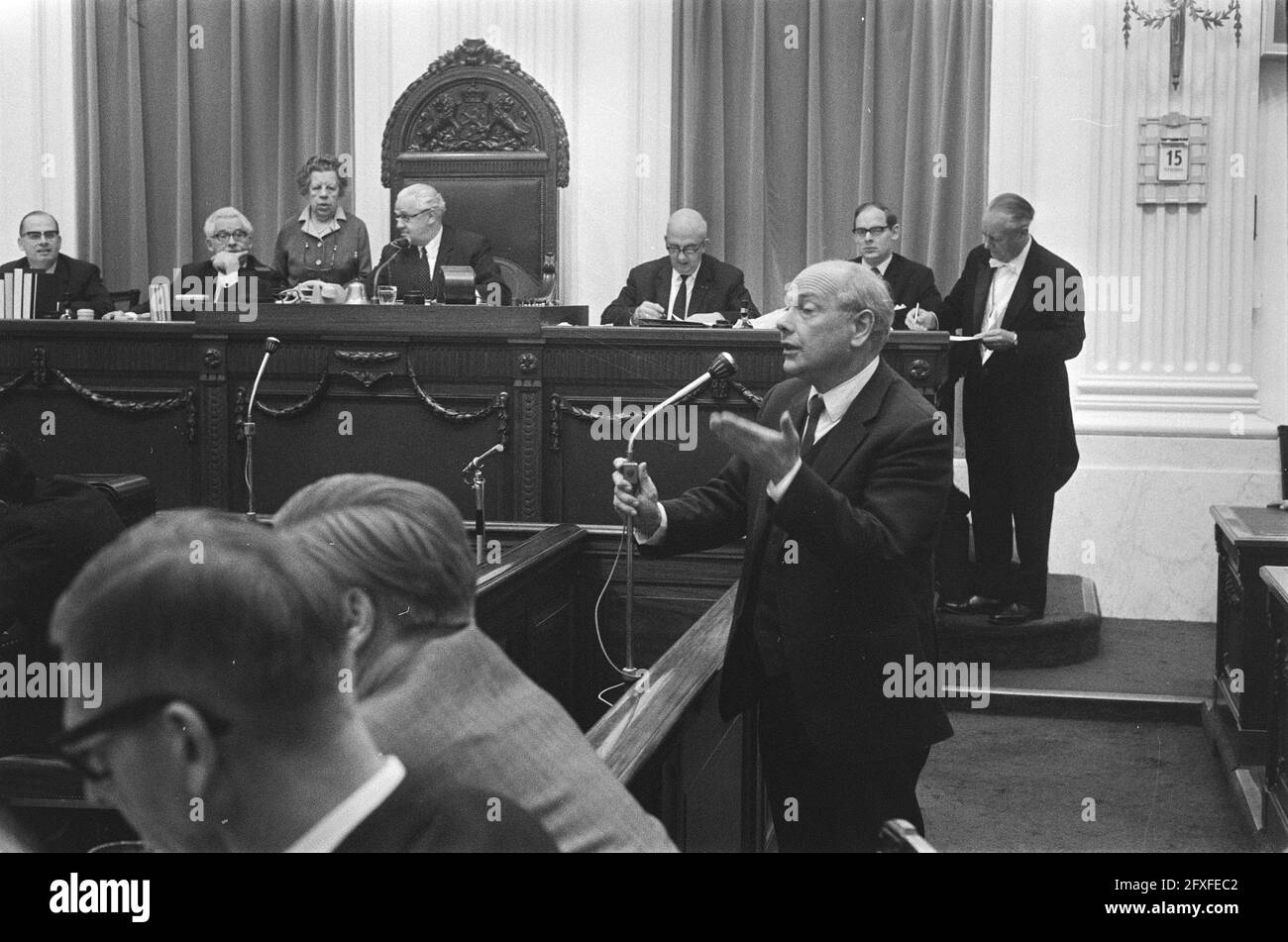 Camera dei rappresentanti, risposta del governo dopo i dibattiti di ieri sulle considerazioni generali; Den Uyl interjects, 15 ottobre 1970, politica, I Paesi Bassi, foto agenzia stampa del XX secolo, notizie da ricordare, documentario, fotografia storica 1945-1990, storie visive, Storia umana del XX secolo, che cattura momenti nel tempo Foto Stock