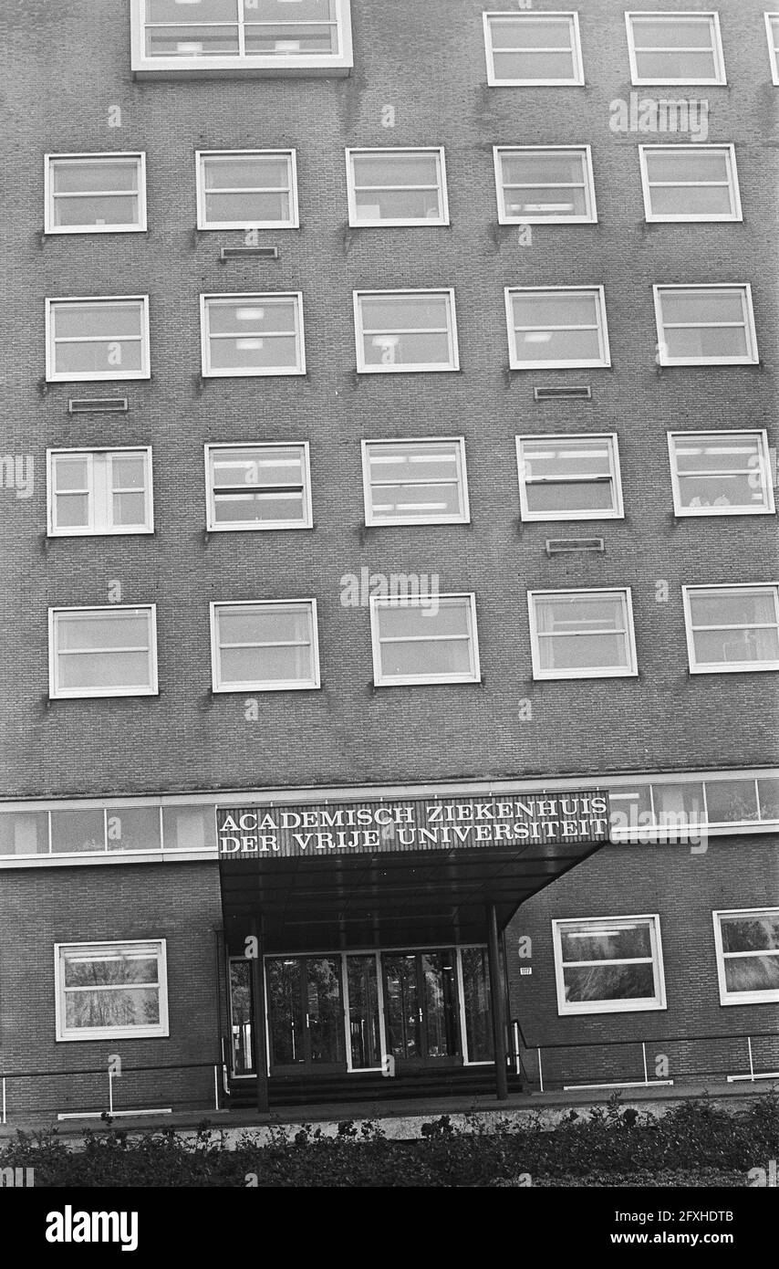 Libera Università, Amsterdam-Buitenveldert, esterni; entrata VU Hospital, ottobre 22, 1970, esterni, entrate, università, Paesi Bassi, foto agenzia stampa del xx secolo, notizie da ricordare, documentario, fotografia storica 1945-1990, storie visive, Storia umana del XX secolo, che cattura momenti nel tempo Foto Stock