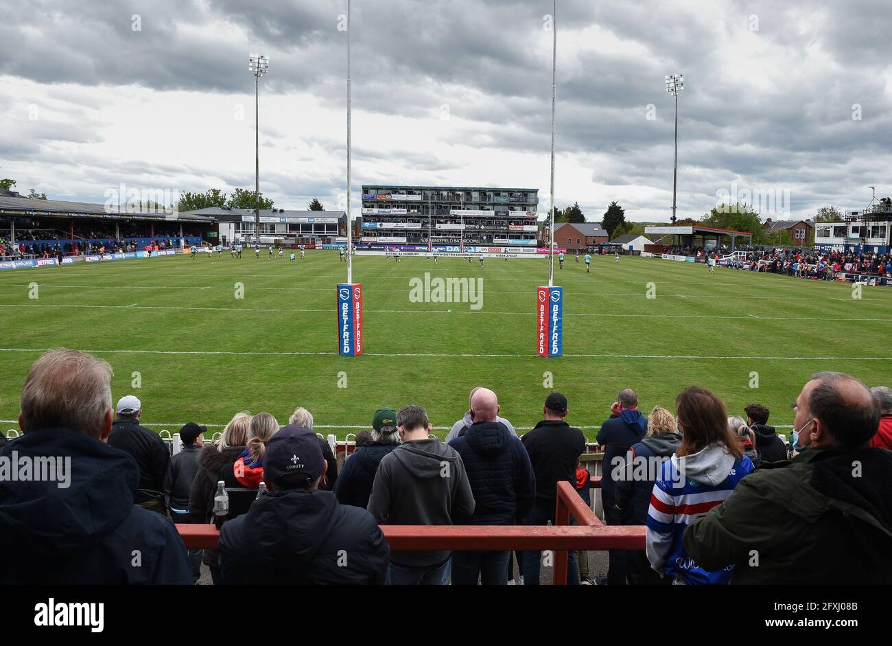 Wakefield, Inghilterra - 23 Maggio 2021 - Vista generale dei fan che ritornano durante il Rugby League Betfred Super League Round 7 Wakefield Trinity vs Hull Kingston Rovers al Mobile Rocket Stadium, Wakefield, UK Dean Williams/Alamy Live News Foto Stock