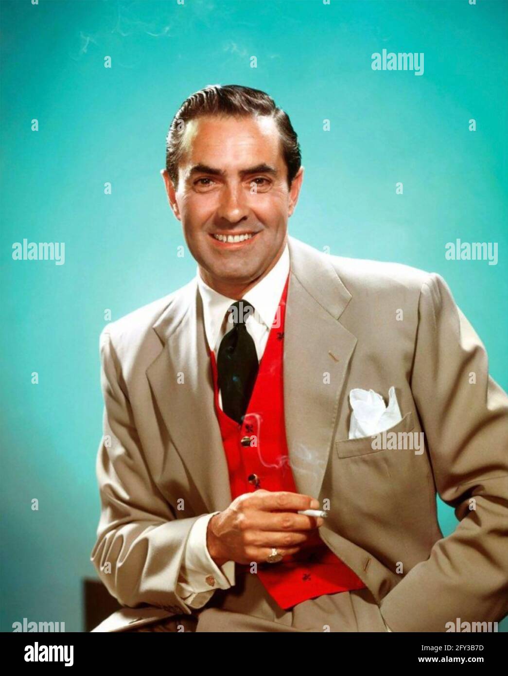 TYRONE POWER (1914-1958) attore cinematografico americano circa 1945 Foto Stock