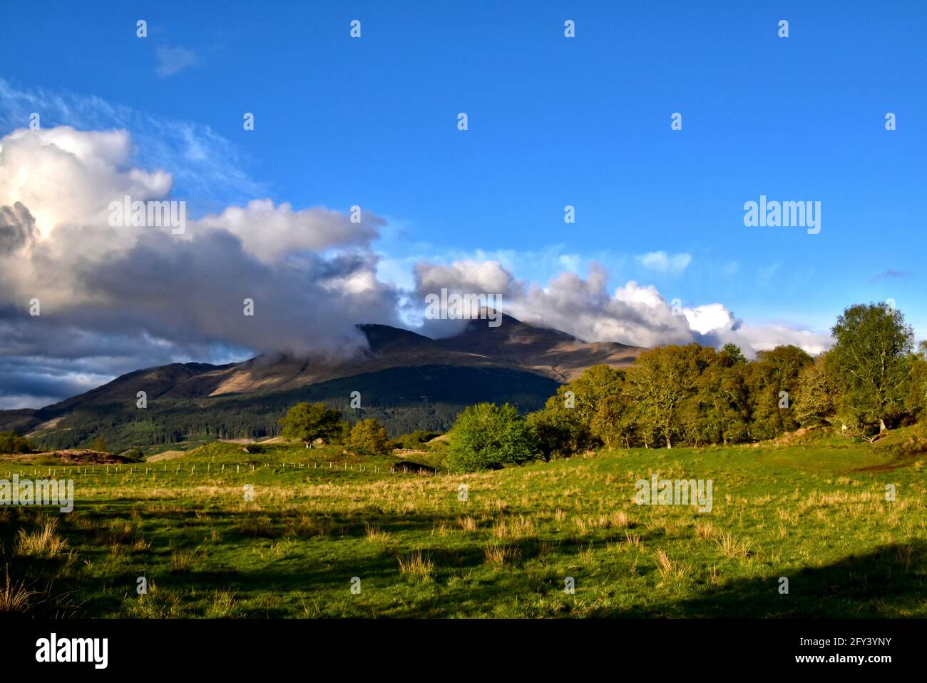 Sera nuvole su ben Cruachan. Foto Stock