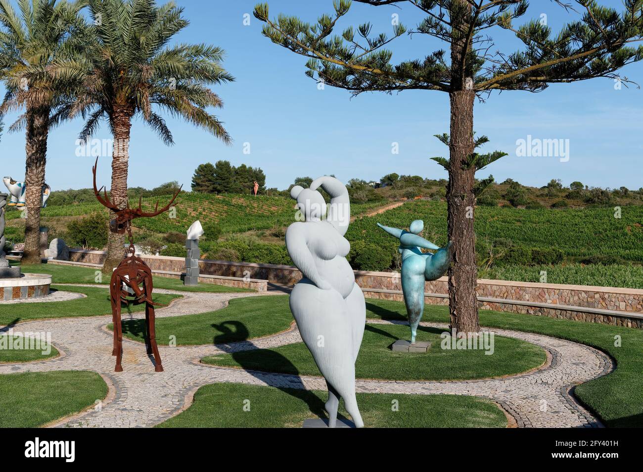 Sculture a Quinta dos Vales, estômbar, Algarve, Portogallo Foto Stock