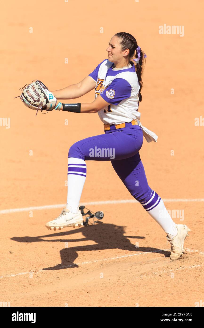Il lanciatore della LSU Shelbi Sunseri (27) durante la NCAA Softball Regional, sabato 22 maggio 2021, a Baton Rouge, Louisiana. (Kirk Miche/immagine dello sport) Foto Stock