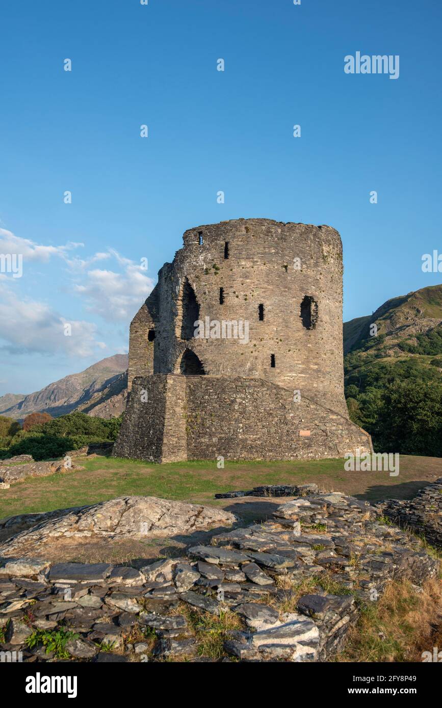 Dolbadarn Castle a Llanberis, Snowdonia National Park, il Galles del Nord Foto Stock