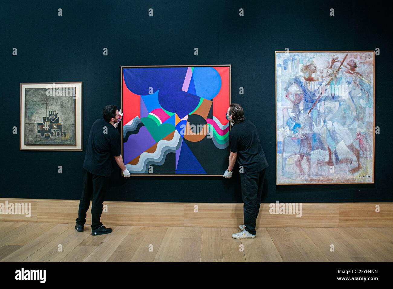 NEW BOND STREET LONDRA 28 MAGGIO 2021. MOHAMED MELEHI, (Marocco, 1936-2020), senza titolo. Stima: £50,000-80,000. La photo call per la vendita Bonhams d'arte moderna e contemporanea mediorientale. Credit: amer Ghazzal/Alamy Live News Foto Stock