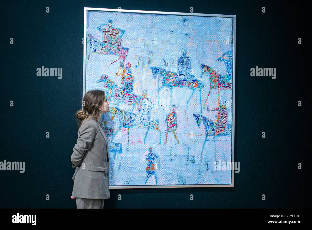 NEW BOND STREET LONDRA 28 MAGGIO 2021 . Reza Derakshani (Iran, 1952). Dot Hunt, stima: £20,000-30,000. L'invito fotografico per la vendita di arte moderna e contemporanea mediorientale di Bonhams, l'era perduta del modernismo iracheno. Credit: amer Ghazzal/Alamy Live News Foto Stock