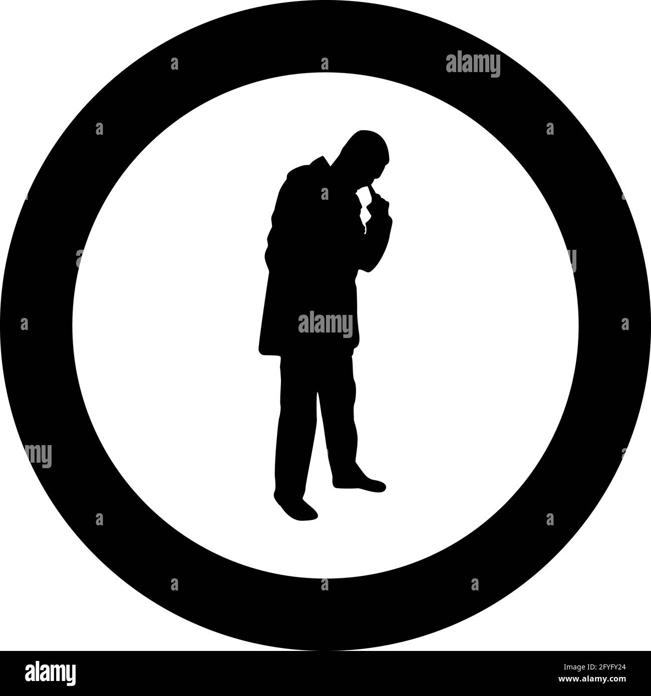 Uomo che pomo nel naso uso dito maschio pulisce i passaggi nasali silhouette in cerchio rotondo colore nero illustrazione vettoriale contorno pieno stile immagine semplice Illustrazione Vettoriale