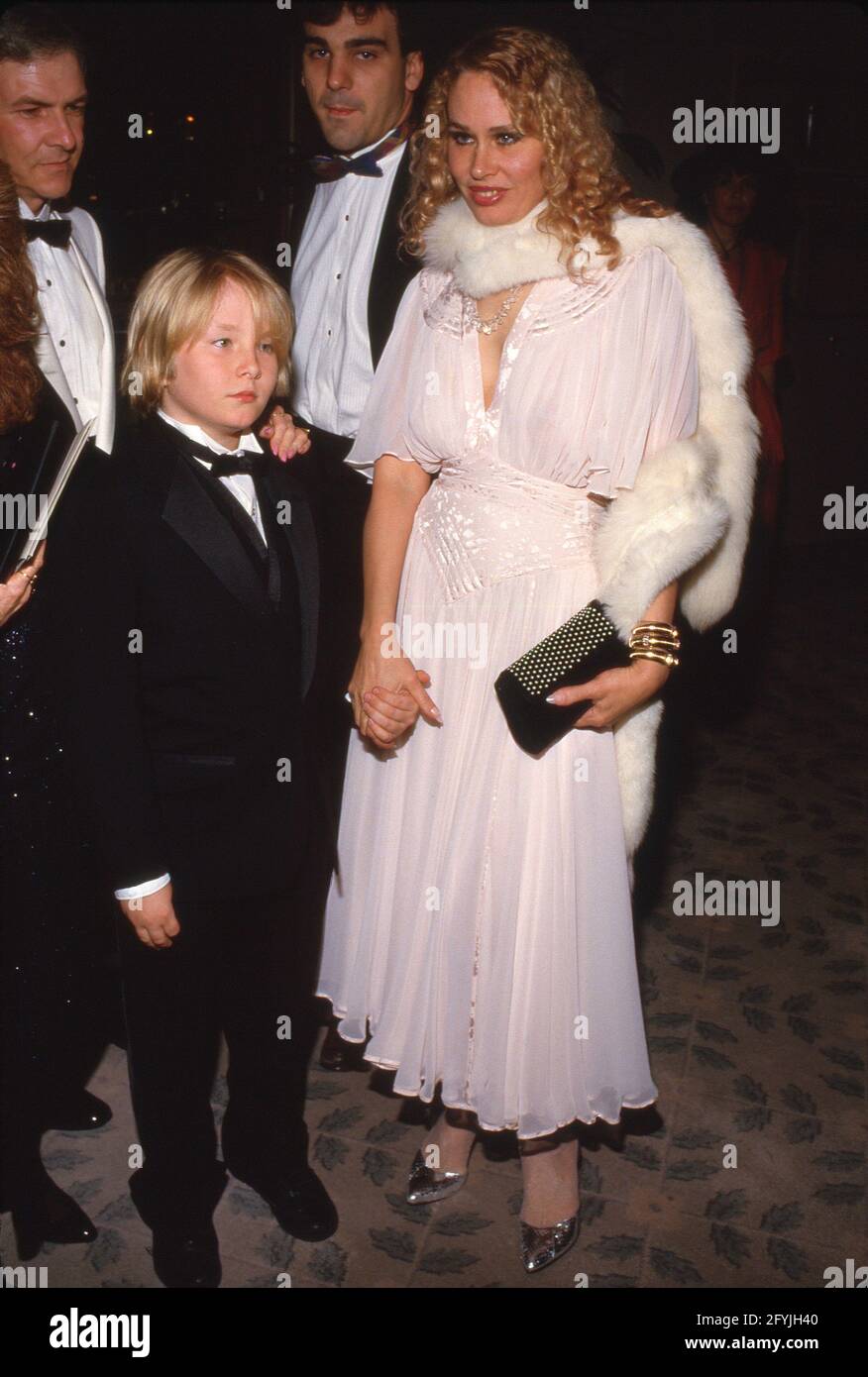 Karen Black e il figlio Hunter Carson Circa 1980's Credit: Ralph Dominguez/MediaPunch Foto Stock