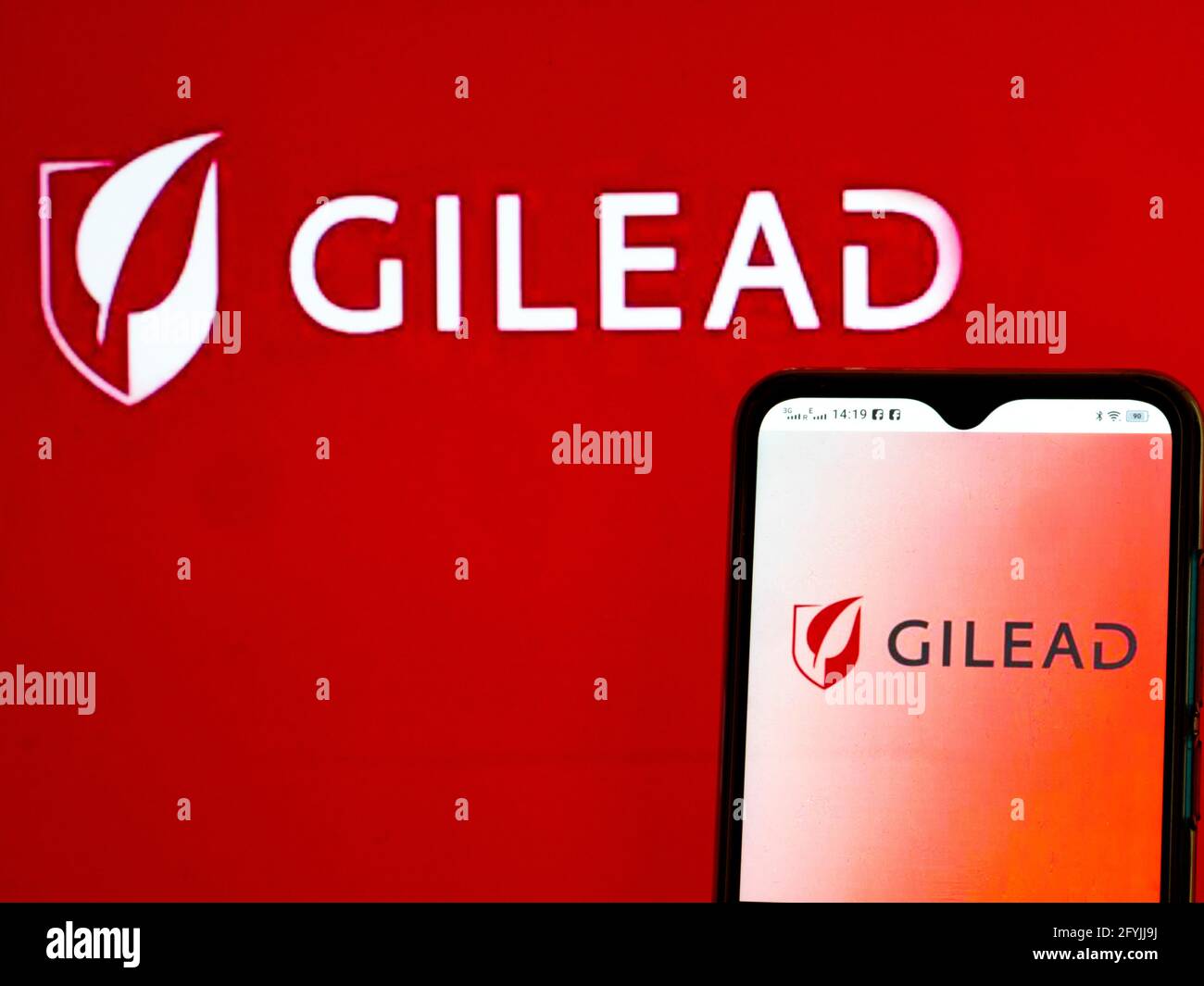 Ucraina. 28 maggio 2021. In questa illustrazione, il logo di Gilead Sciences, Inc. Viene visualizzato sullo smartphone. (Foto di Igor Golovniov/SOPA Images/Sipa USA) Credit: Sipa USA/Alamy Live News Foto Stock