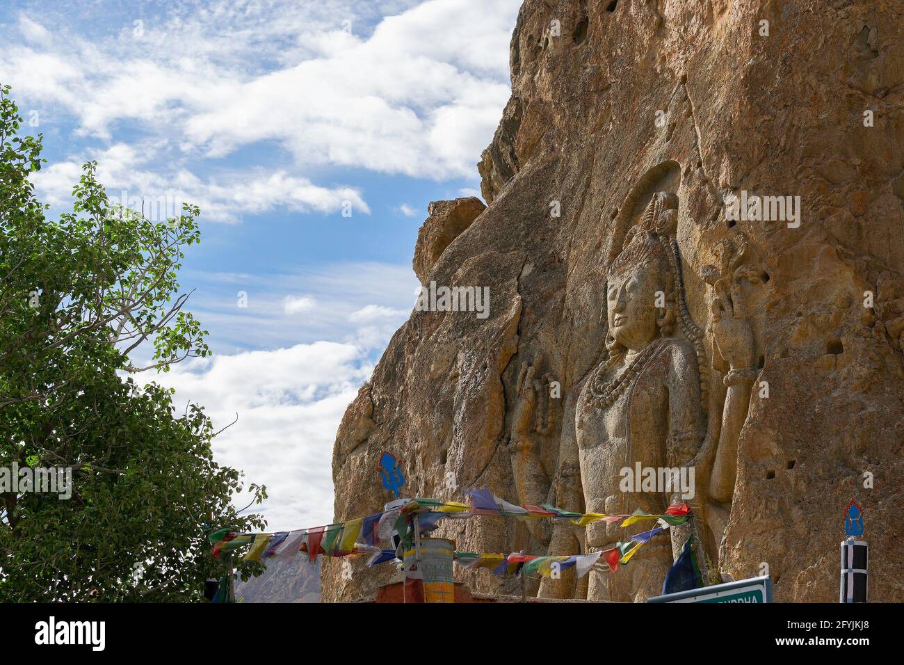 Mulbekh, Ladakh, Jammu e Kashmir, India - 2 settembre 2014 - il tempio buddista di Maitreya Buddha , chiamato il 'futuro Buddha'. Foto Stock
