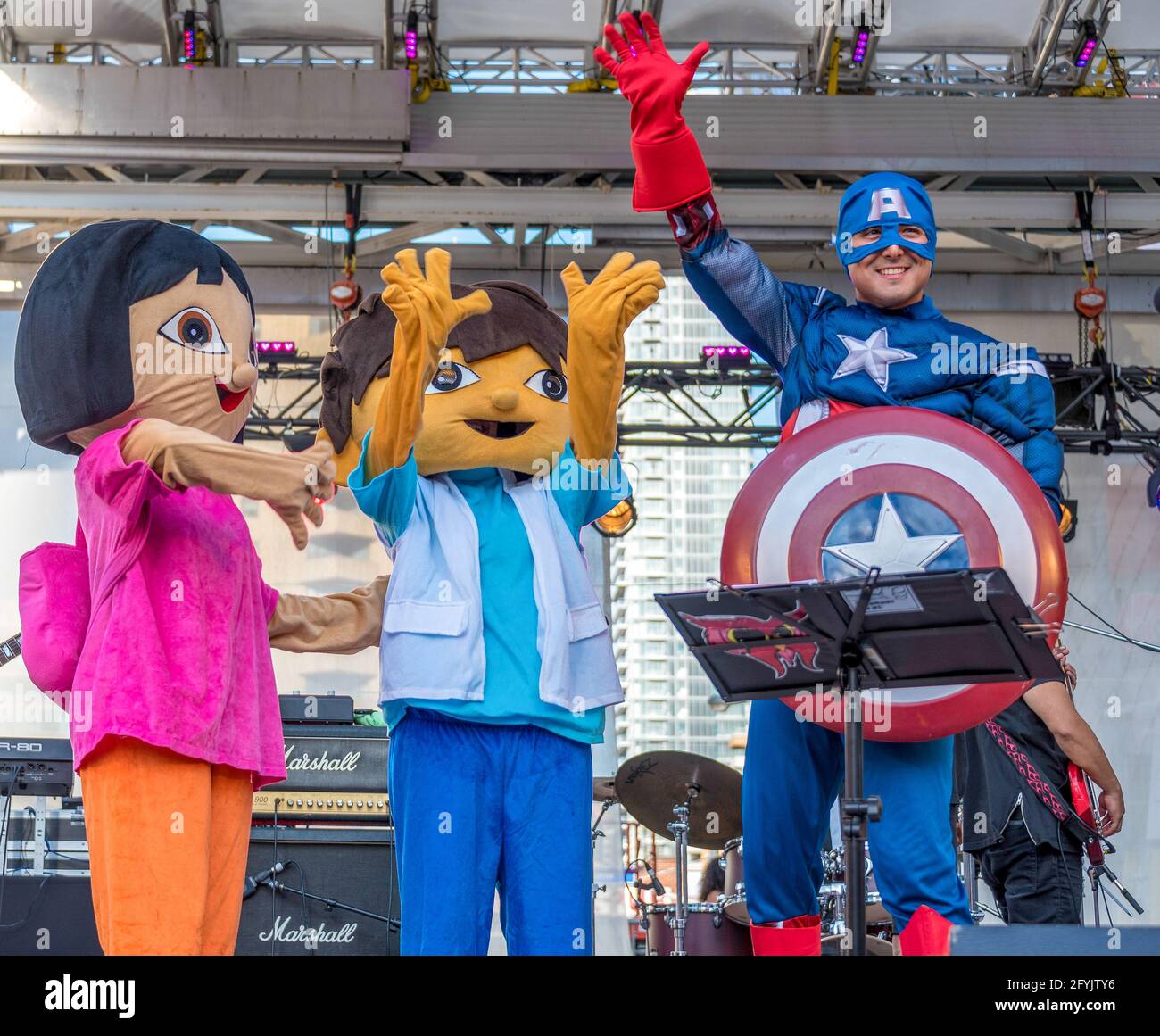 MexFest tradizionale a Yonge-Dundas Square, Toronto, Canada. L'anno 2015 Foto Stock