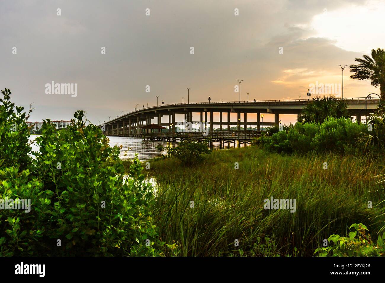 Ponte sul fiume Halifax, canale intercostiero, Ormond Beach, Florida Foto Stock