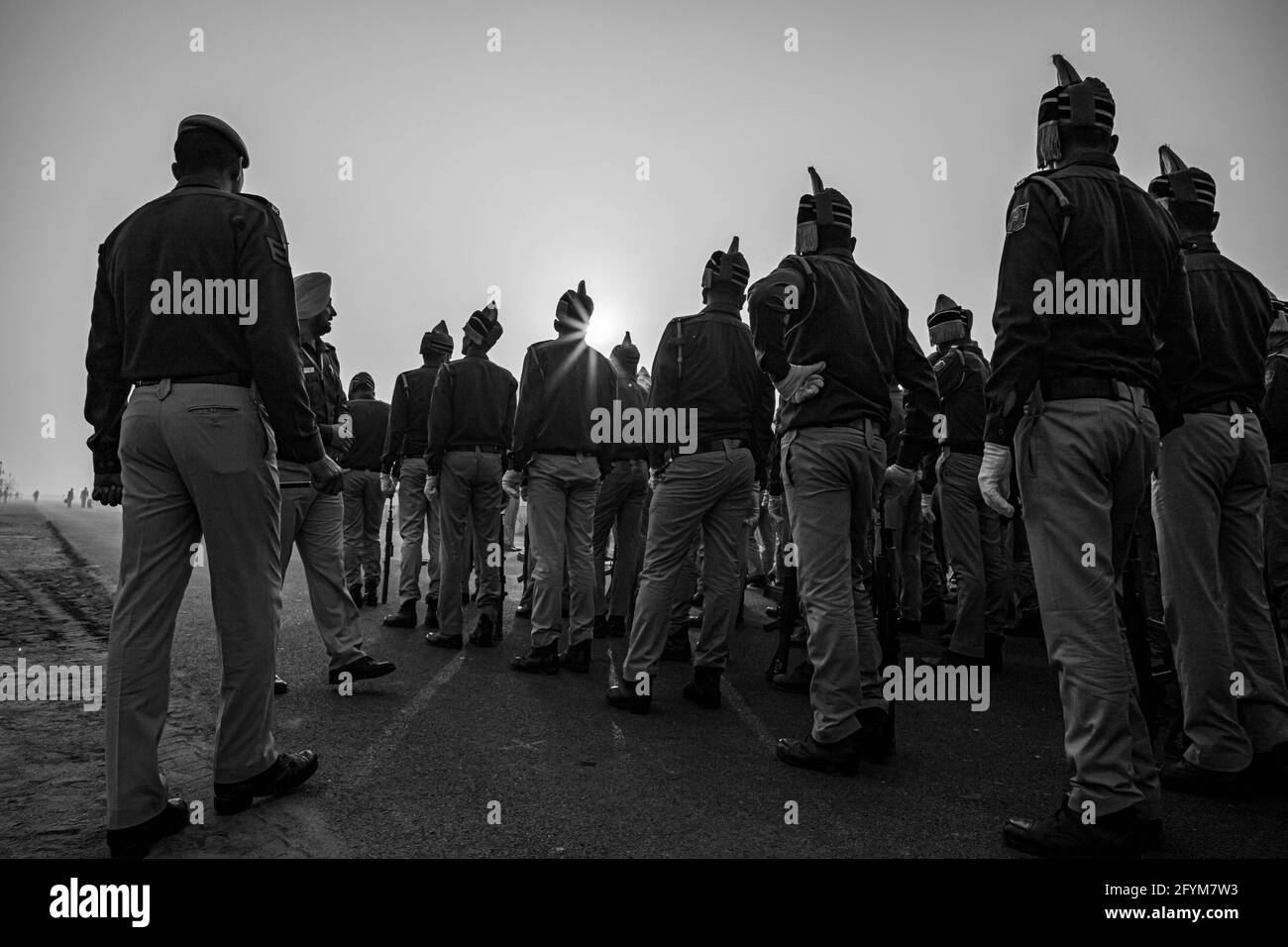 la polizia di delhi durante le loro prove per il giorno della repubblica indiana a delhi. Foto Stock