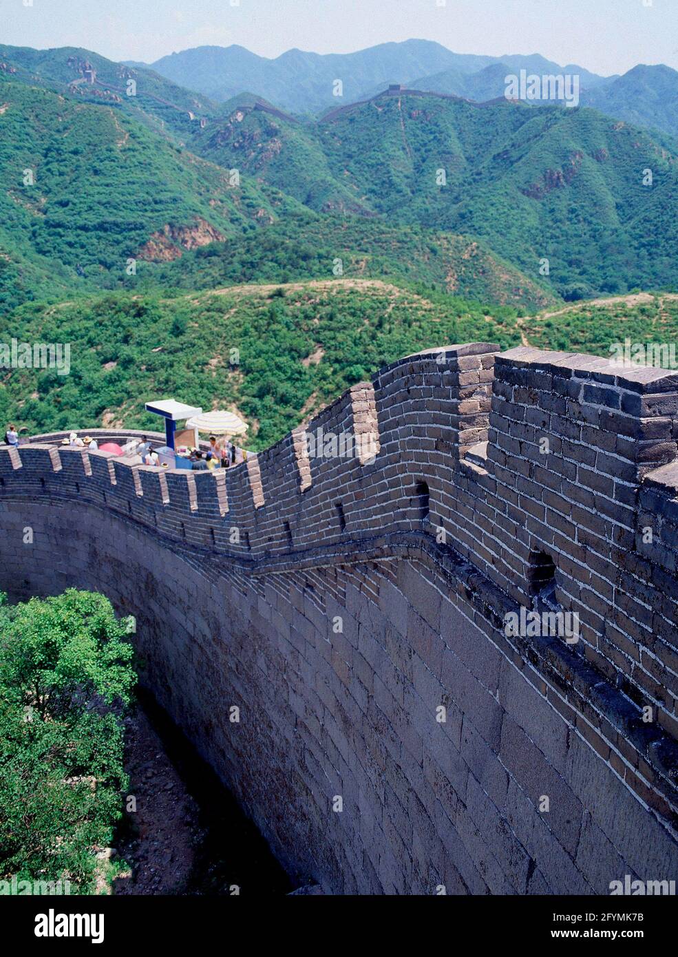 LATERAL POR FUERA-PIEDRA DE SILLERIA-S III-MANDADA POR TS'IN SHI HUANG-TI. LOCALITÀ: GRAN MURALLA CINA. Pechino. Cina. Foto Stock