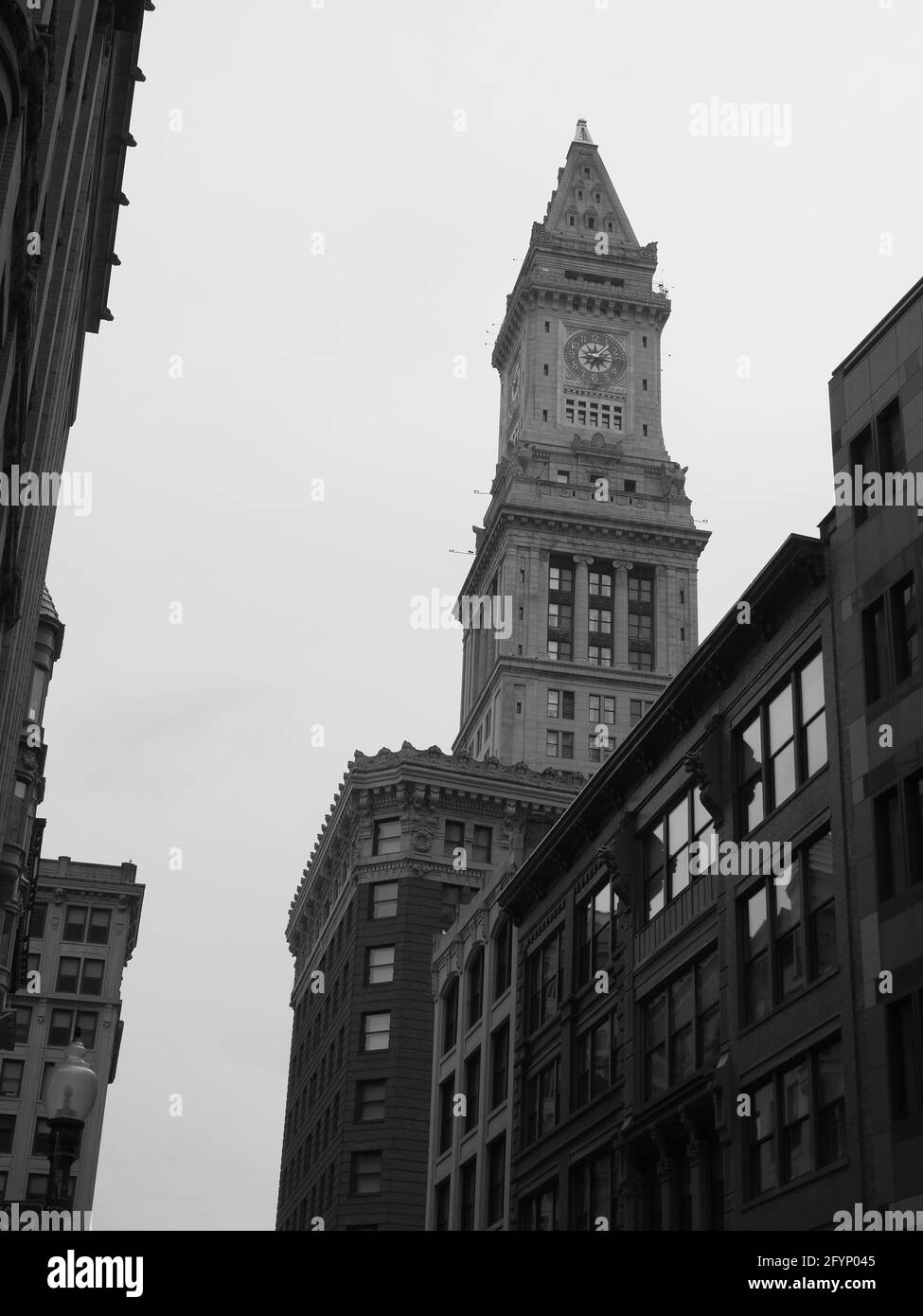 Immagine monocromatica della Custom House Tower di Boston. Foto Stock