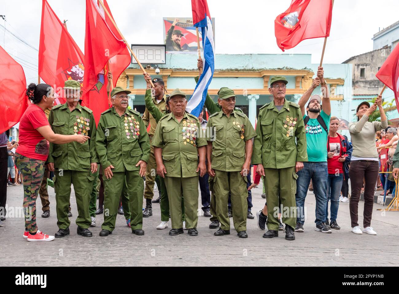 Santa Clara, Cuba-January 6, 2019: Celebrazione della vittoria Caravan in Leoncio Vidal Park. Il conteggio degli eventi con numerosi combattenti della Cub Foto Stock