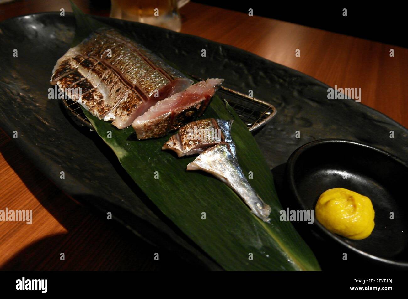 Vari piatti giapponesi izakaya (pub tradizionale) Foto Stock