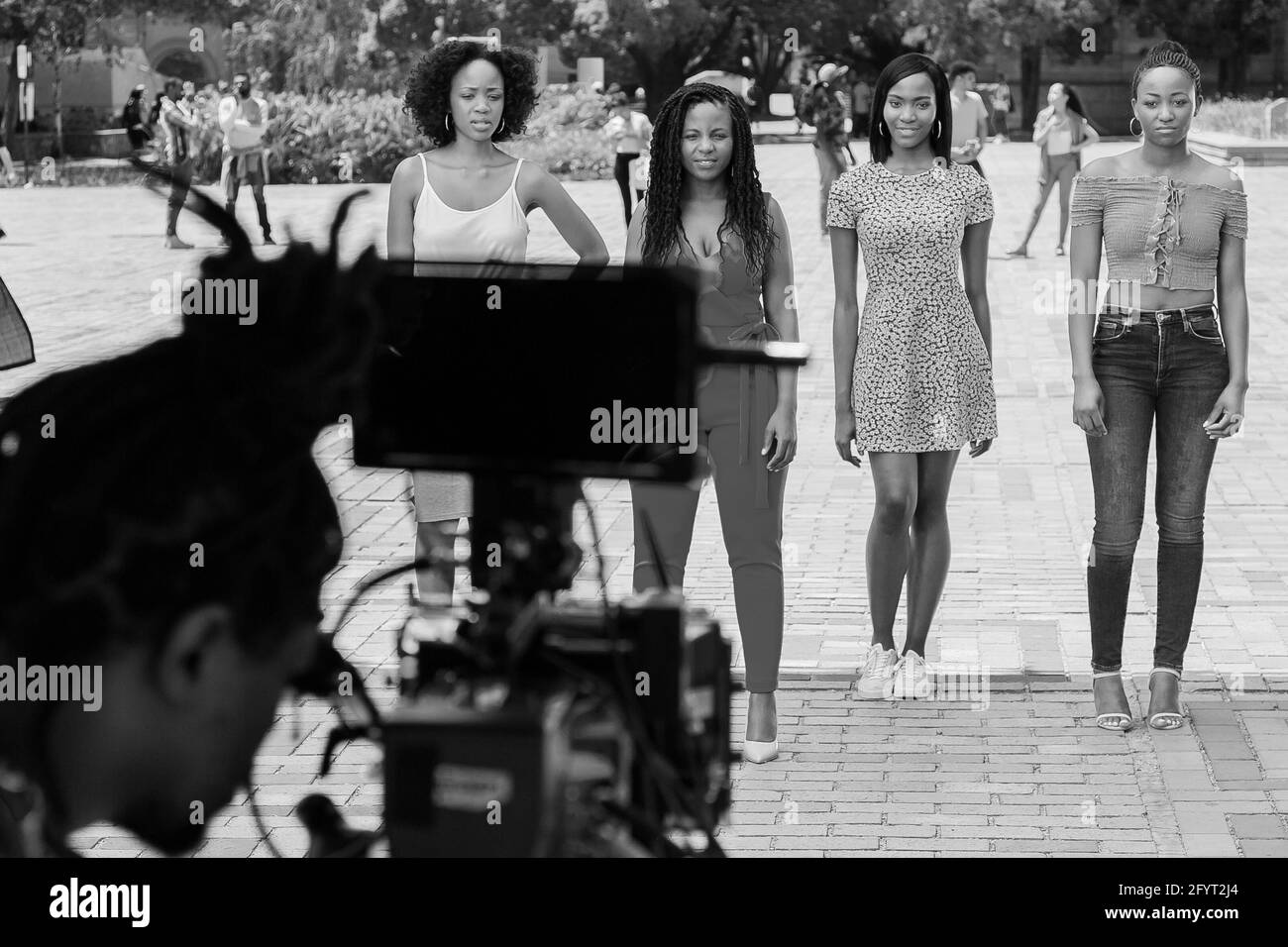 JOHANNESBURG, SUD AFRICA - 05 gennaio 2021: Johannesburg, Sud Africa - 09 2018 ottobre: Dietro le quinte di un film pubblicitario televisivo ambientato in location Foto Stock